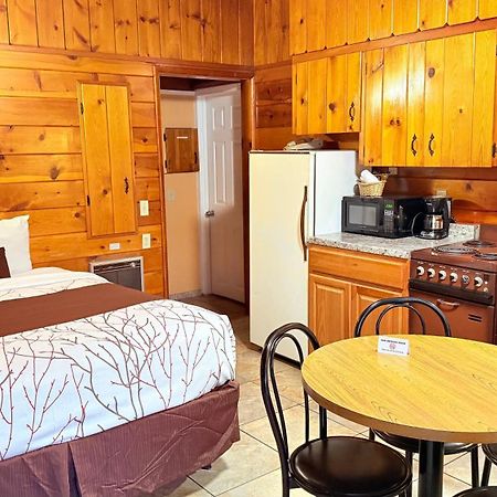 Apple Inn Motel Chelan Buitenkant foto