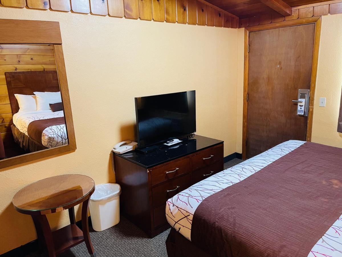 Apple Inn Motel Chelan Buitenkant foto