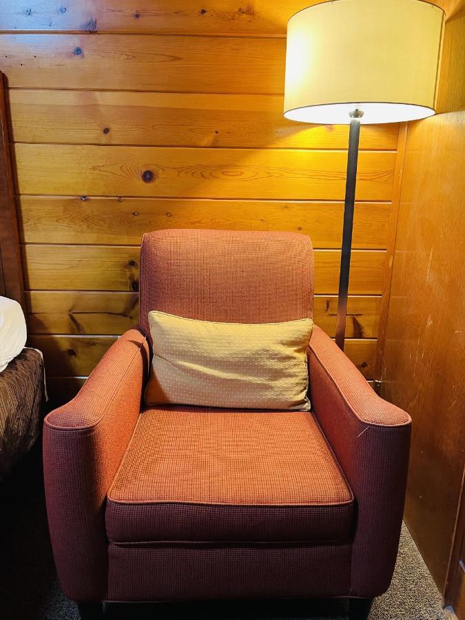 Apple Inn Motel Chelan Buitenkant foto