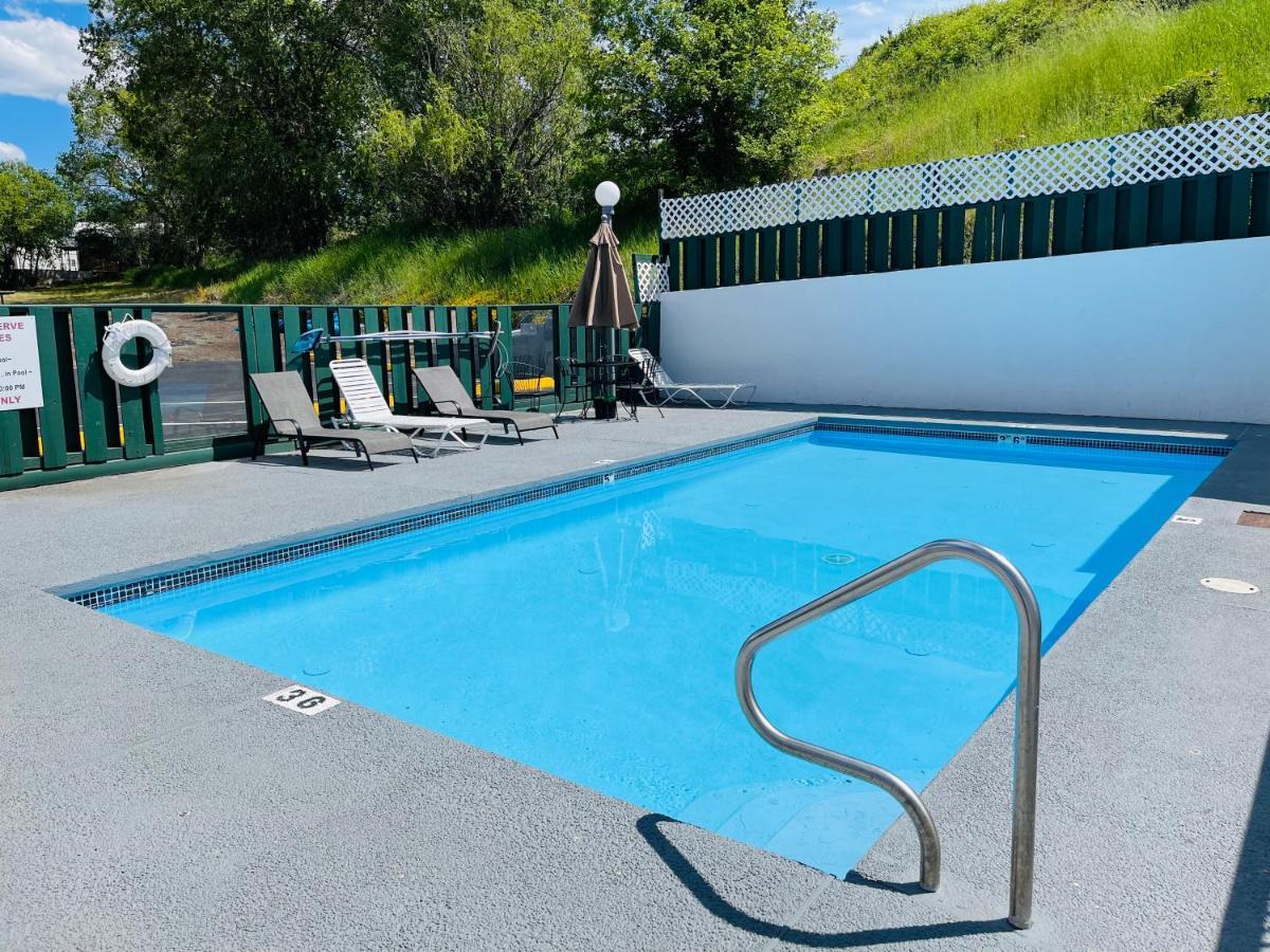 Apple Inn Motel Chelan Buitenkant foto